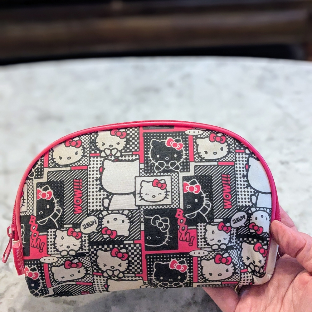Hello Kitty Pink and Black Makeup Bag - Picture 2 of 6